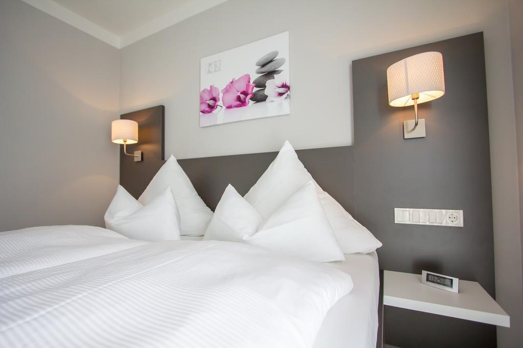 Aparthotel "Am Fliess" Hoyerswerda Chambre photo